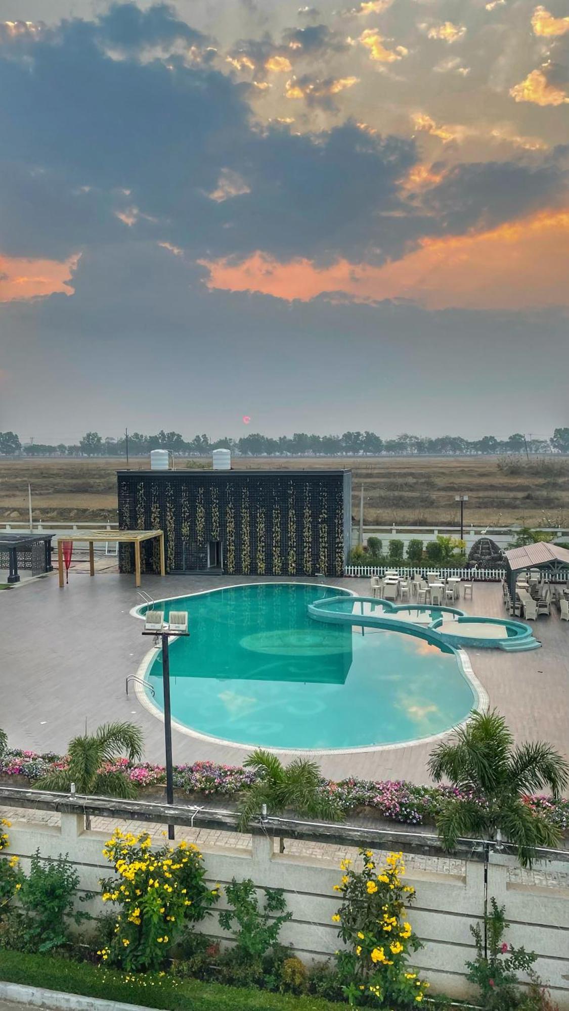 Kanke Resort Ratu Exterior photo